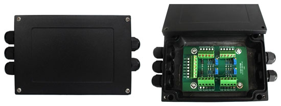 Load cell junction box with 4 inlets to 1 outlet